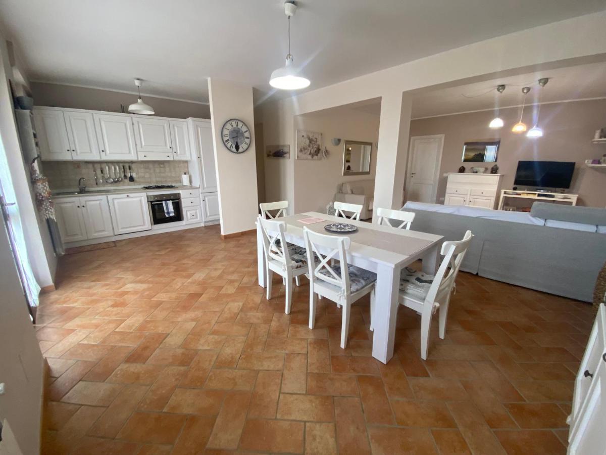 Agriturismo Colle D' Oro เปชชาโรมานา ภายนอก รูปภาพ
