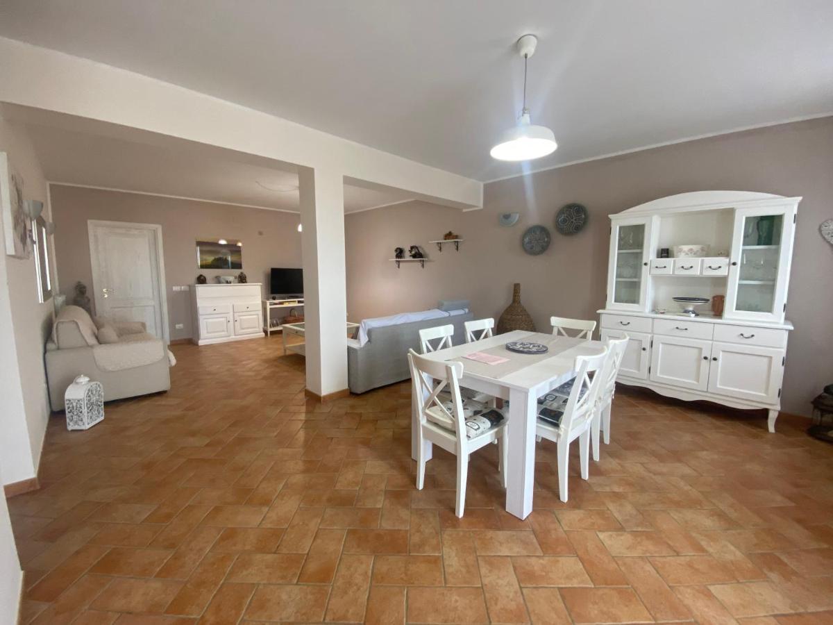 Agriturismo Colle D' Oro เปชชาโรมานา ภายนอก รูปภาพ