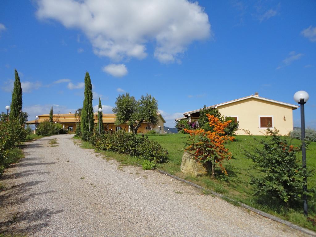 Agriturismo Colle D' Oro เปชชาโรมานา ภายนอก รูปภาพ
