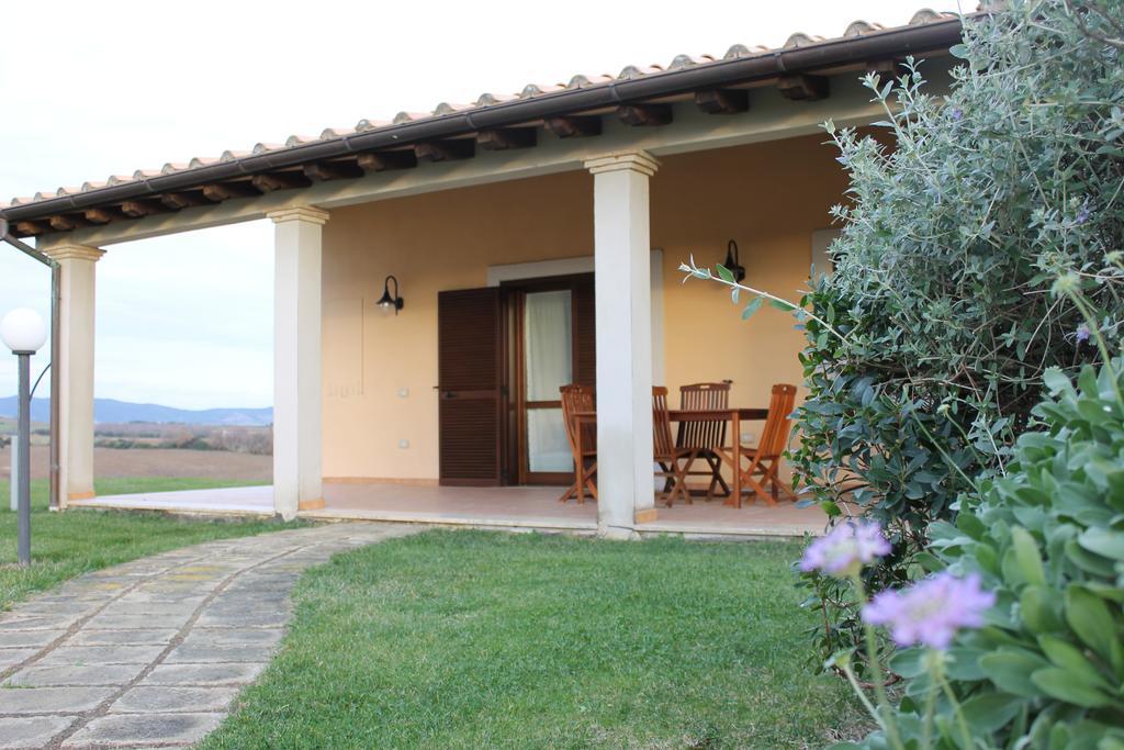 Agriturismo Colle D' Oro เปชชาโรมานา ห้อง รูปภาพ