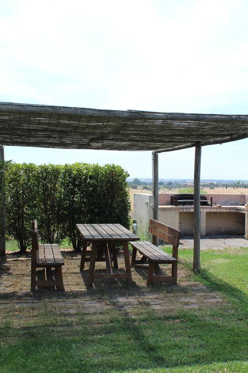 Agriturismo Colle D' Oro เปชชาโรมานา ภายนอก รูปภาพ